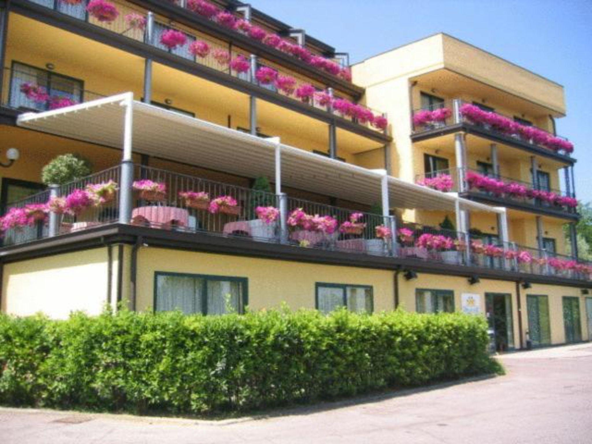 Ahg Riva Del Sole Hotel - Adults Only Moniga del Garda Eksteriør billede