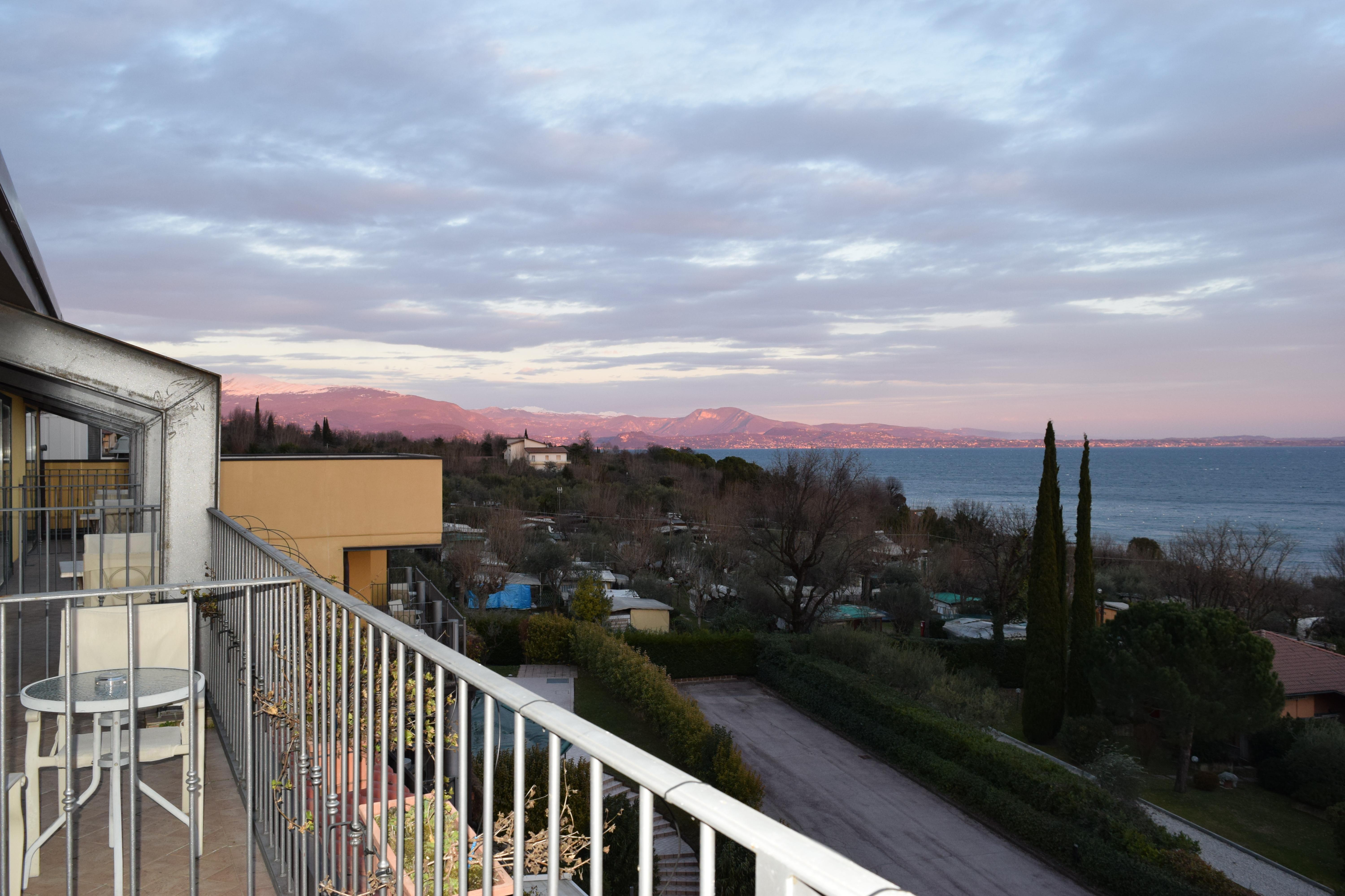 Ahg Riva Del Sole Hotel - Adults Only Moniga del Garda Eksteriør billede